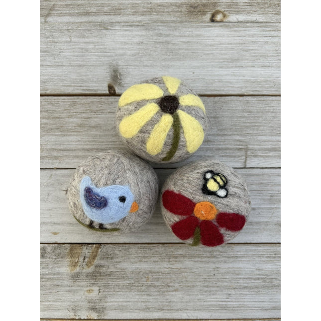 100% Wool Dryer Balls - A Twist of Yarn