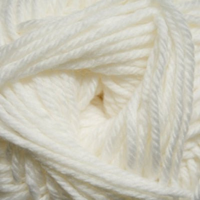 220 Superwash Merino - A Twist of Yarn