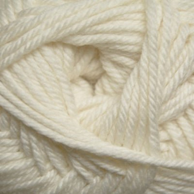 220 Superwash Merino - A Twist of Yarn