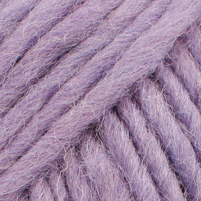 Drops Snow - A Twist of Yarn