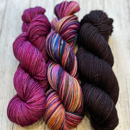 'All About Me Cowl' Kit - (Pattern Not Included)