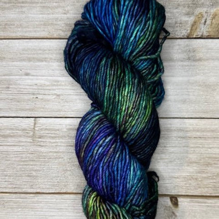 Mecha - A Twist of Yarn