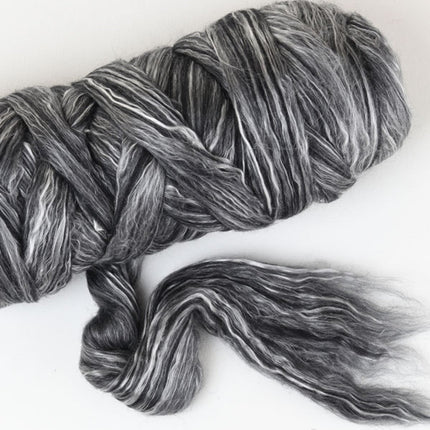 Merino Silk Roving 25g - A Twist of Yarn