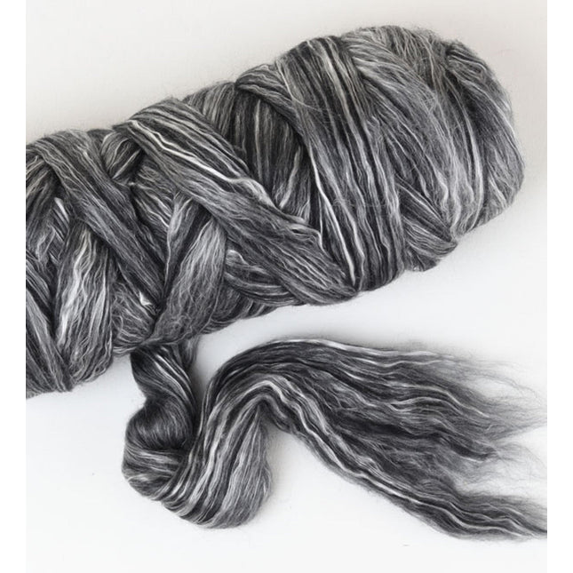 Merino Silk Roving 25g - A Twist of Yarn