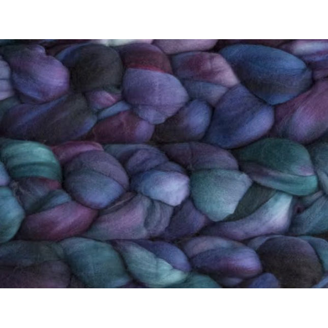 Nube - A Twist of Yarn