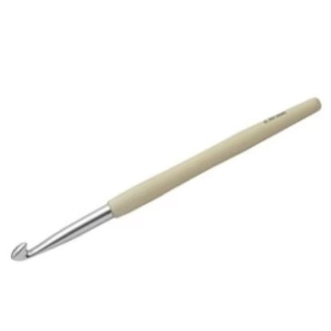 Waves Crochet Hooks - A Twist of Yarn