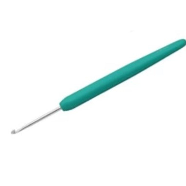 Waves Crochet Hooks - A Twist of Yarn
